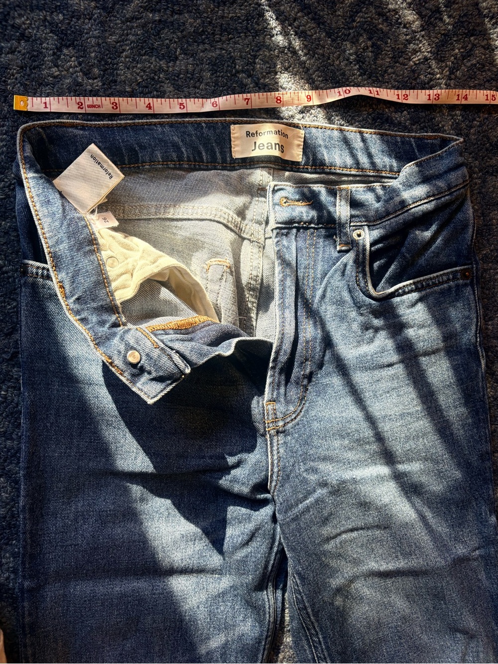 Reformation women’s skinny blue Jeans